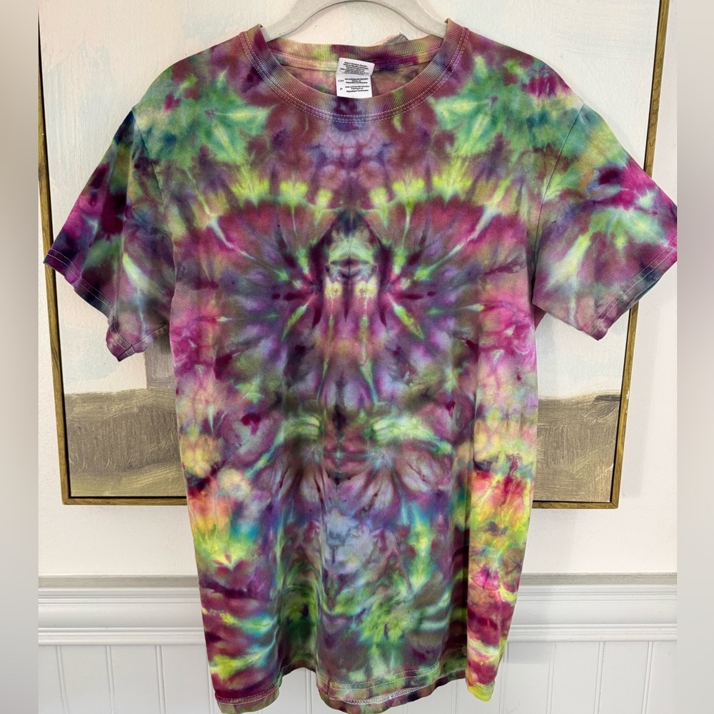 HANDMADE Custom Ice Tie Dye Unisex T-Shirt Size Small